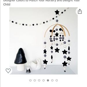 Music mobile with holder arm bracket